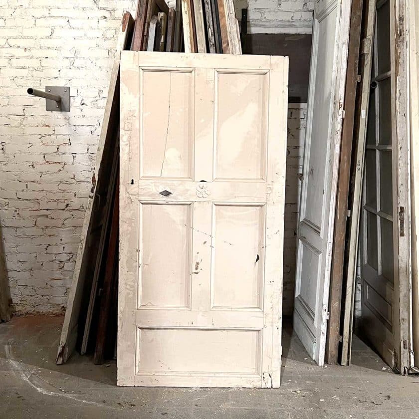 Antique door 945x190