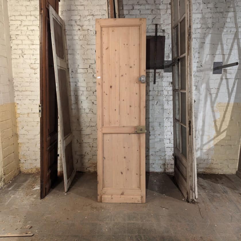 Antique door in pickled fir 795x2245 dos 1