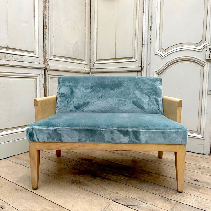 Modern bench seat with blue velvet fabric