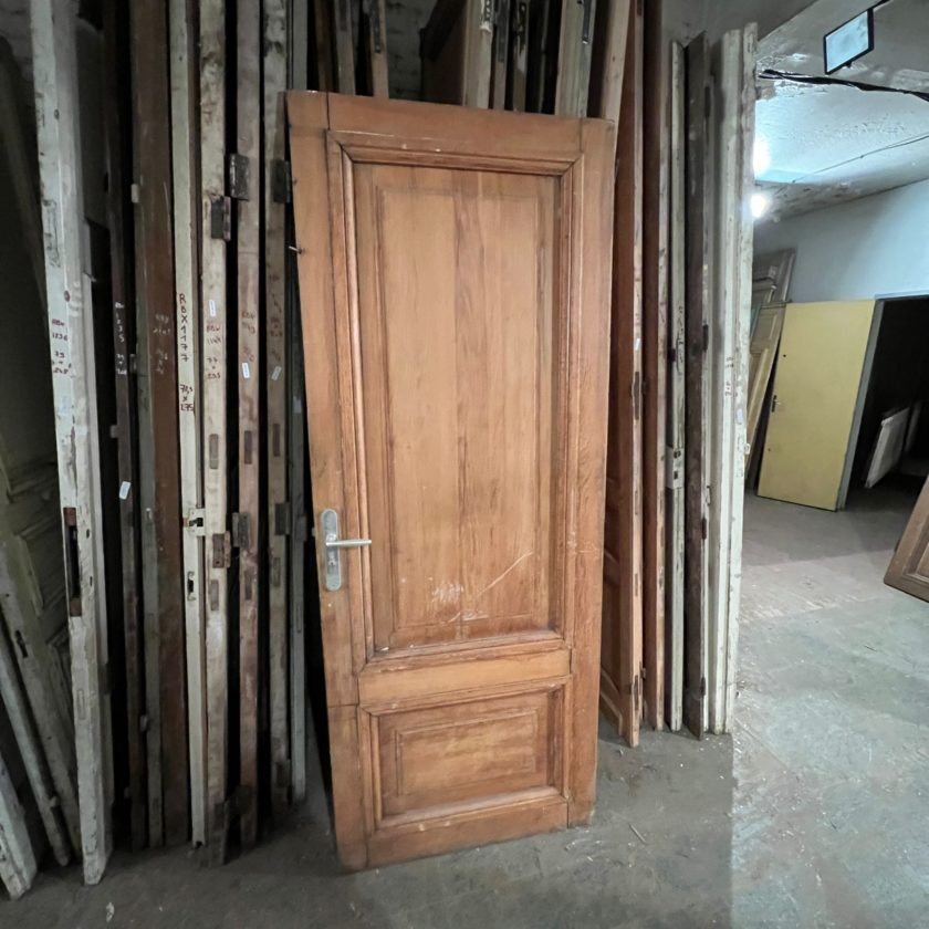 Antique door 86x220 cm