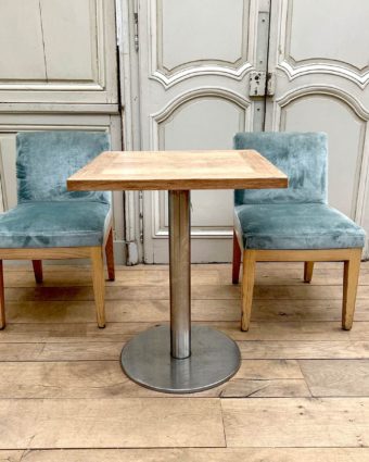 Oak table