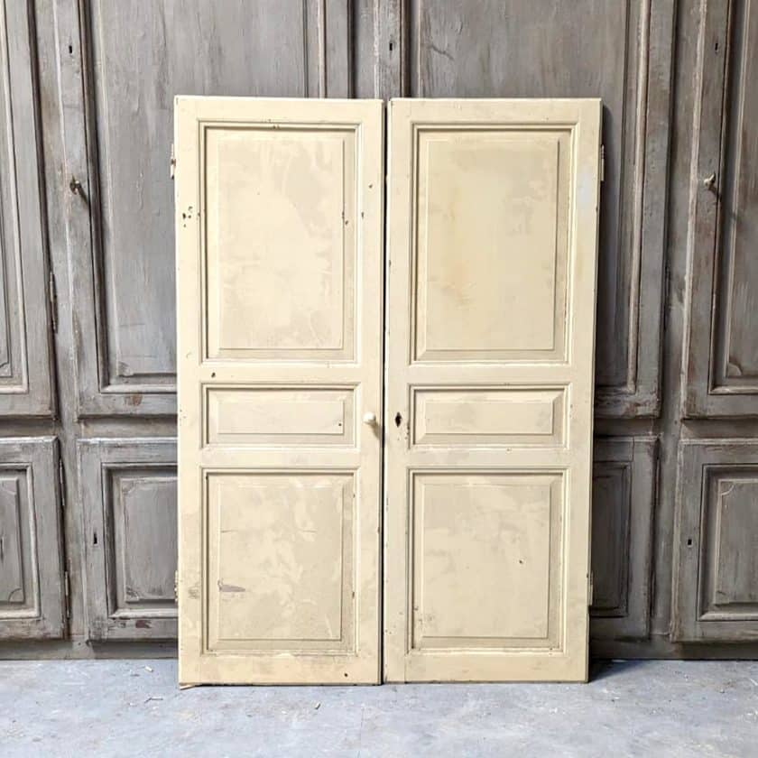 Double cupboard door 119x169