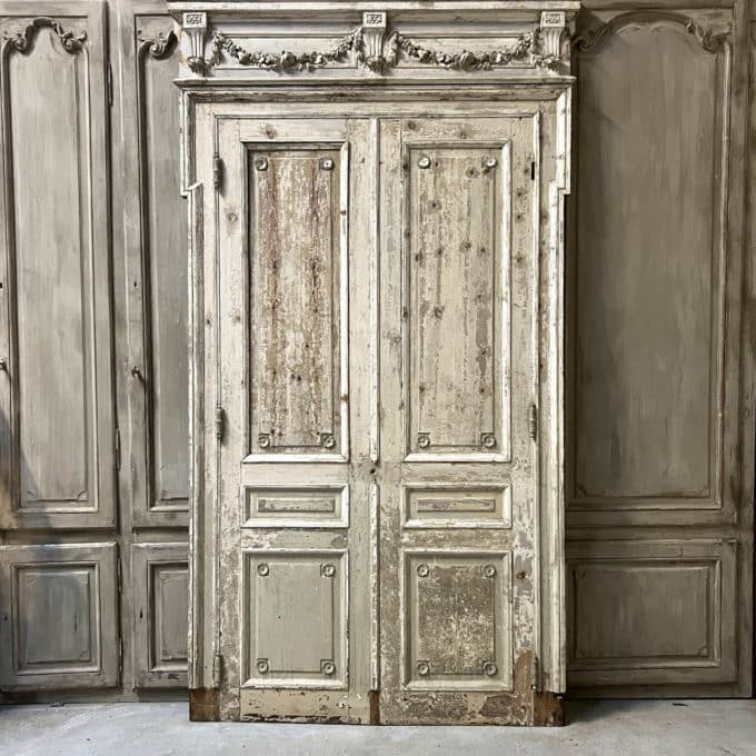 Double porte decorative de style Louis XVI front