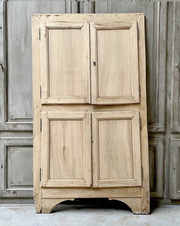 Closet fronts