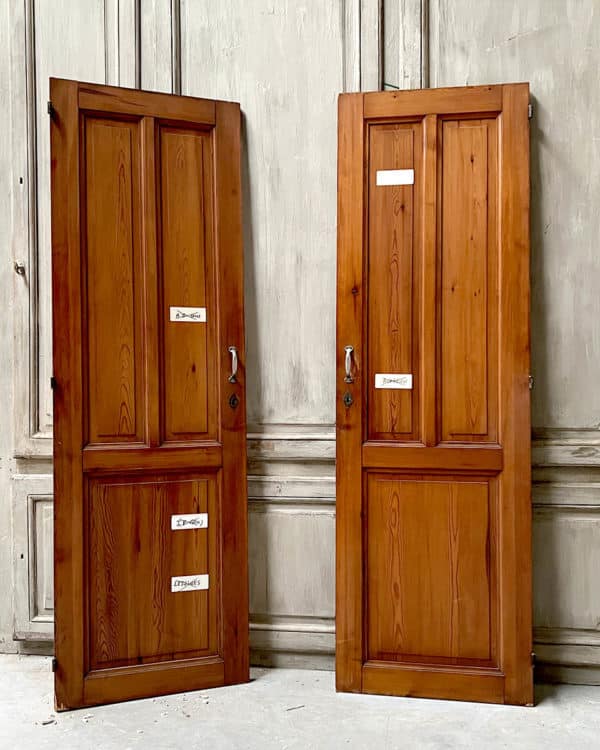 Set of antique doors 65x206.5 cm