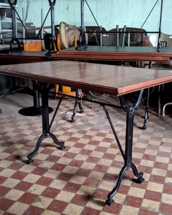 Table bistrot