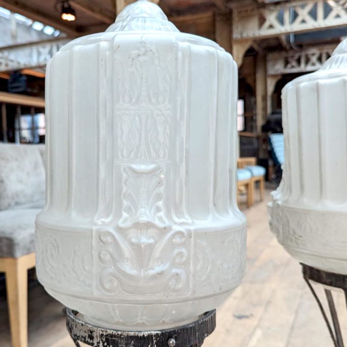 Glass lamp trio details