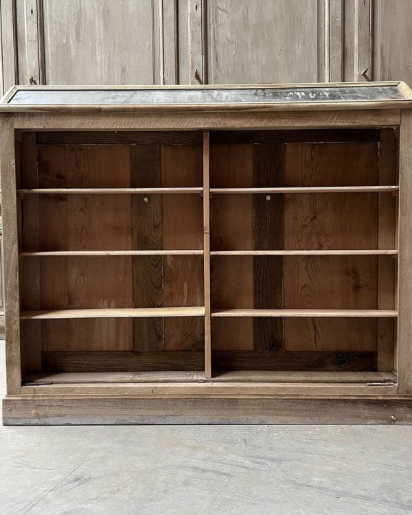Jewelry cabinet