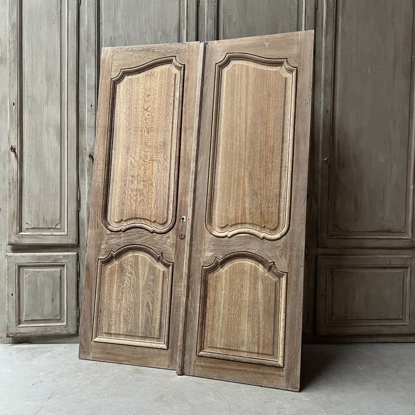 Stripped double cupboard door 153x226cm
