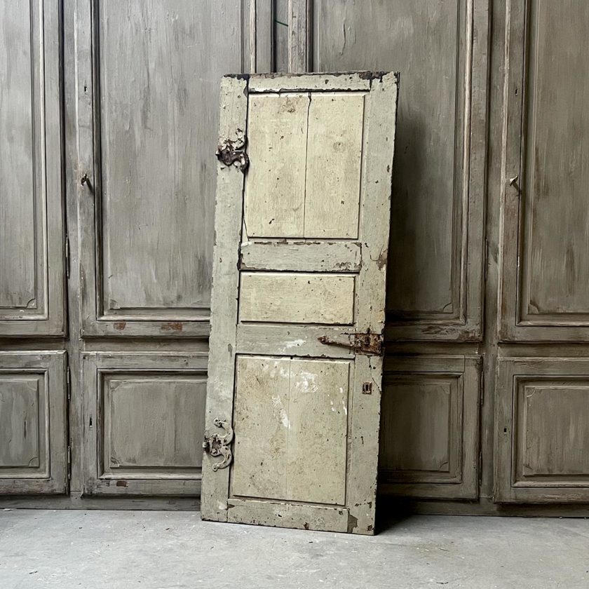 Antique door 74x188 cm back