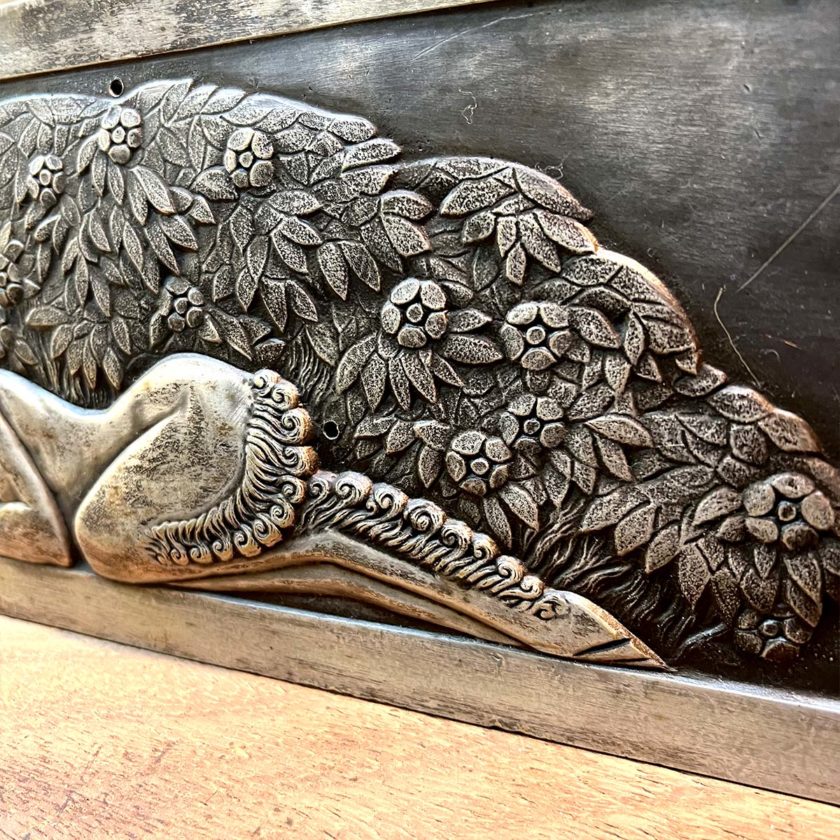 paire de plaque en bronze details