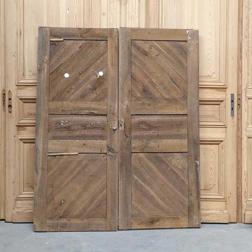 Oak stripped double cupboard door 143x177cm back
