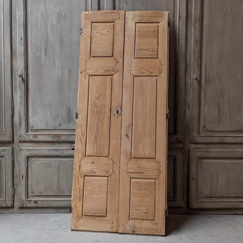Double cupboard door in pitch pine 88x215 back