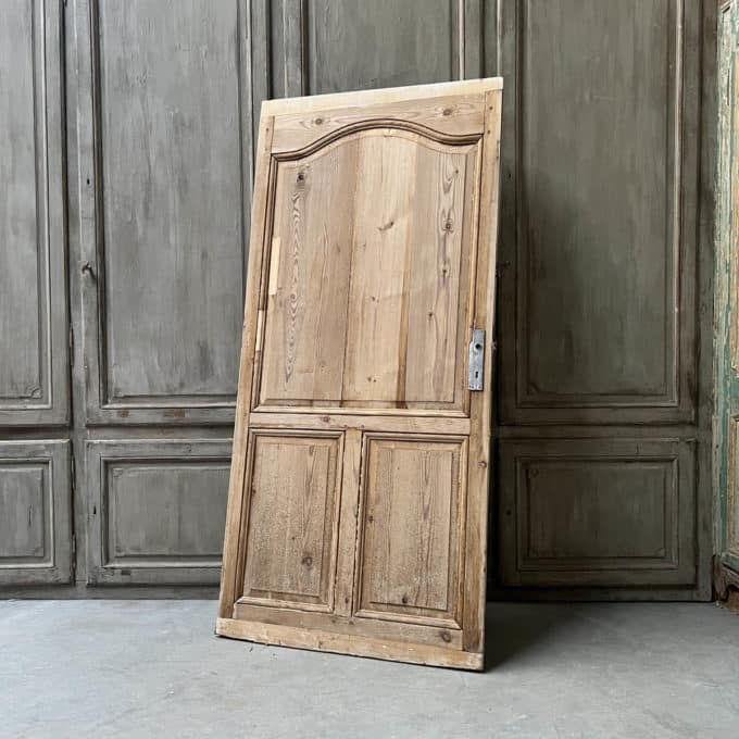Stripped cupboard door 101x217 cm