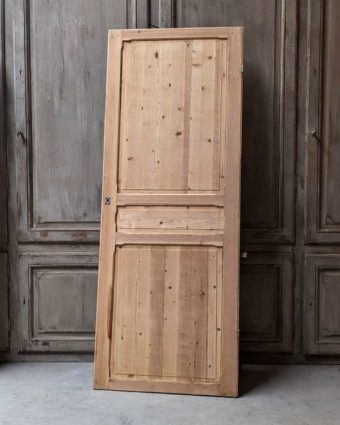 Porte de placard en sapin décapée 79x207 back