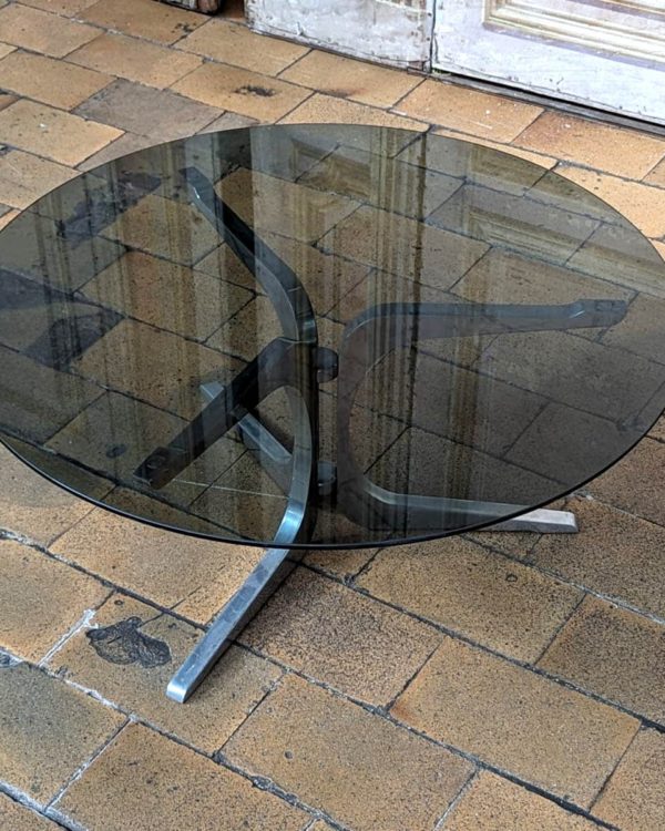 Round aluminium coffee table top