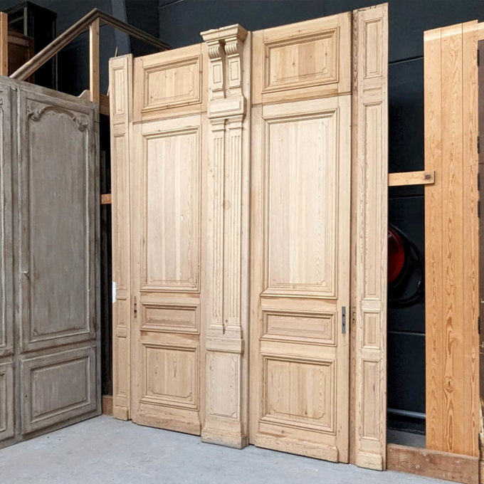wood panelling with two single corner doors