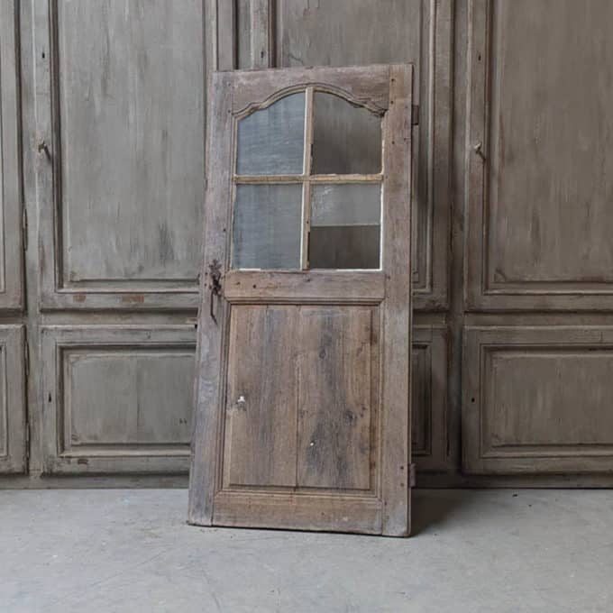 Porte vitrée louis XV en chêne décapé 82x177 cm