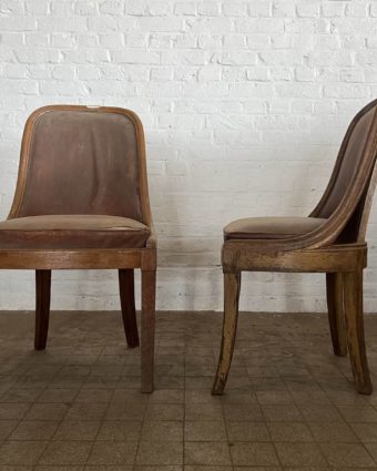 Banque de France oak gondola chair