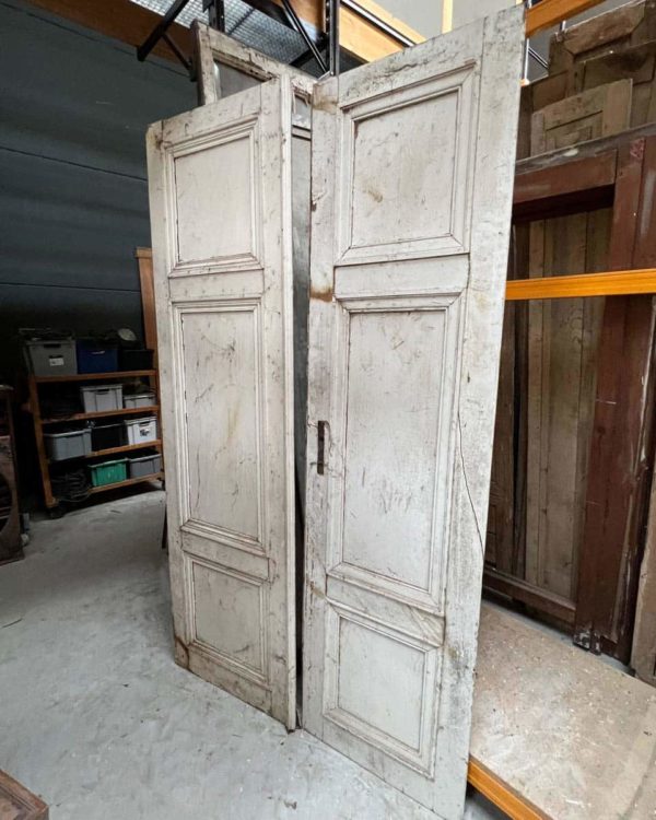 Antique double door 142x250cm back