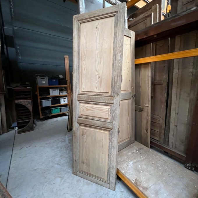 Antique Haussmann-style door 69x234cm back