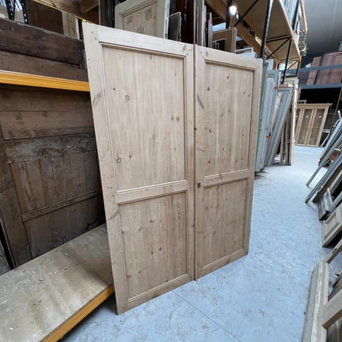 Pickled double cupboard door 156x211cm