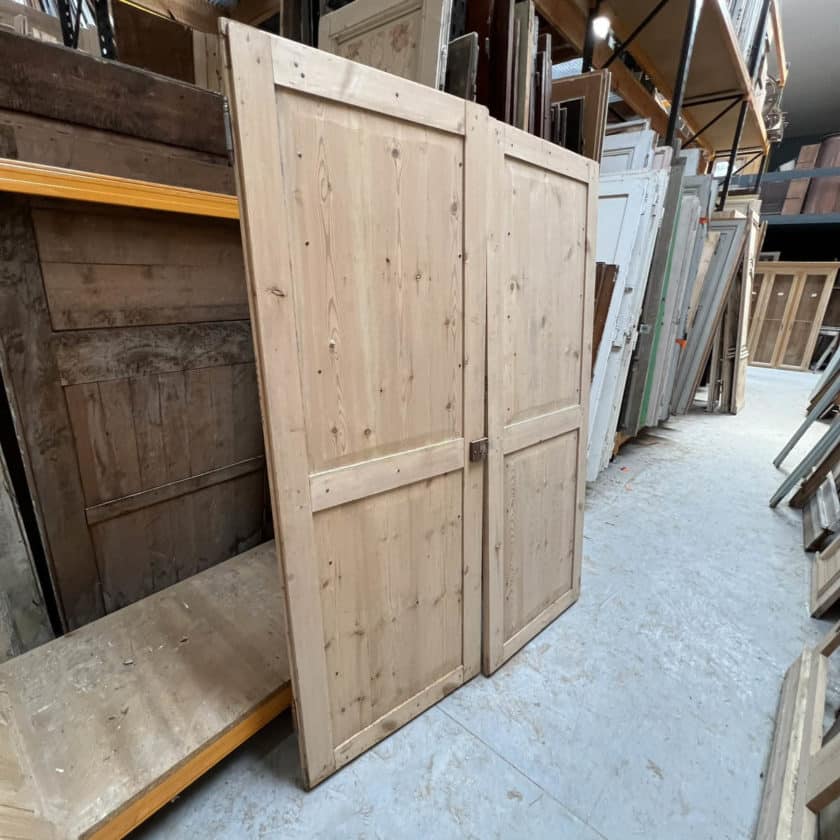 Pickled double cupboard door 156x211cm