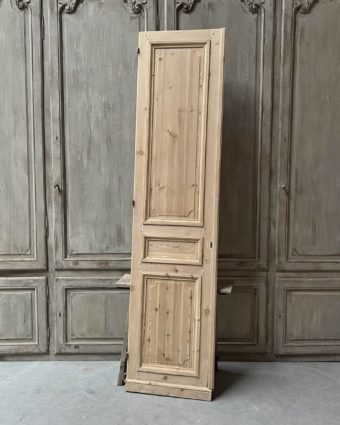 Porte de placard décapé style haussmannien 62,5x255,5cm