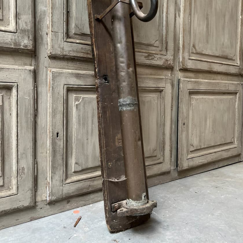 IMG_7440 | Matériaux Authentiques Pompe à eau murale