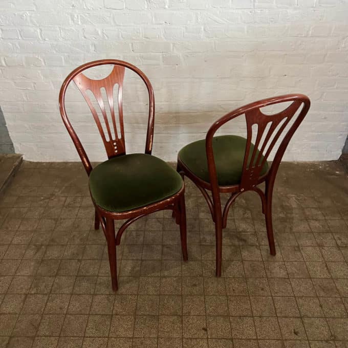 Side bistro chair set