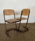 Chaise d'école vintage
