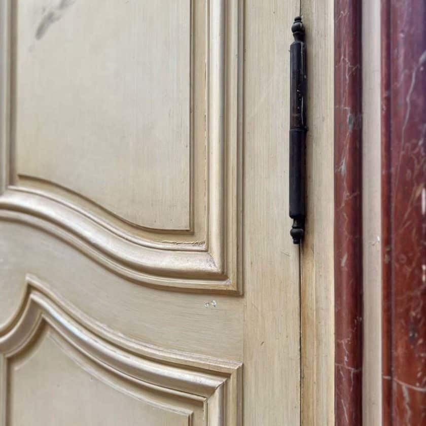 Double porte marbre details