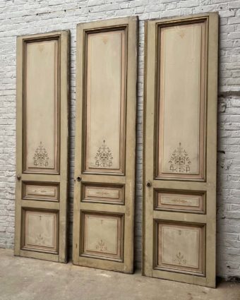 3 decorative panels
