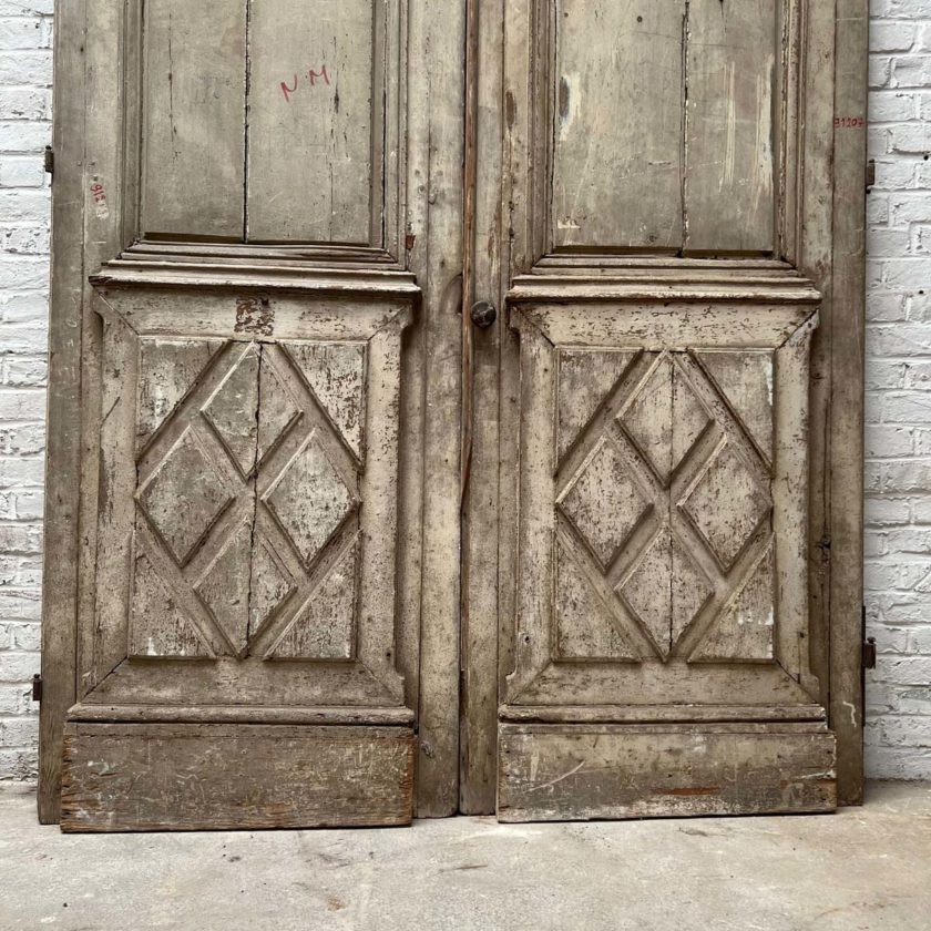 Louis XV style double door down