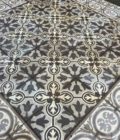 Lot de 500 m² de carreaux de ciment zoom