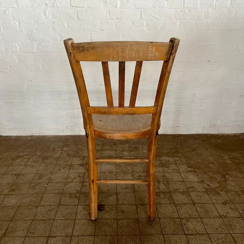 Set of 28 chairs