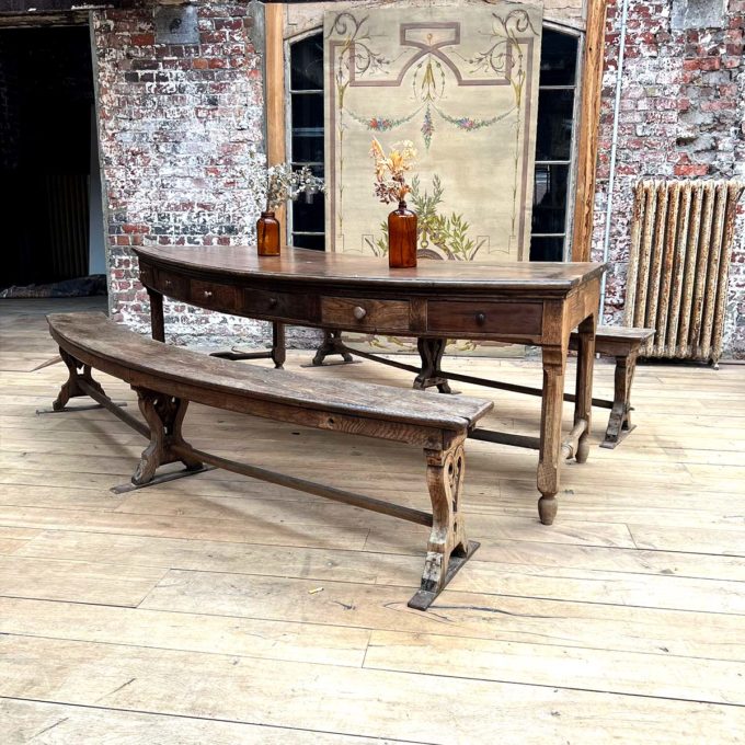 Front curved convent table
