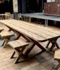 Table de ferme en sapin avec 7 tabouret