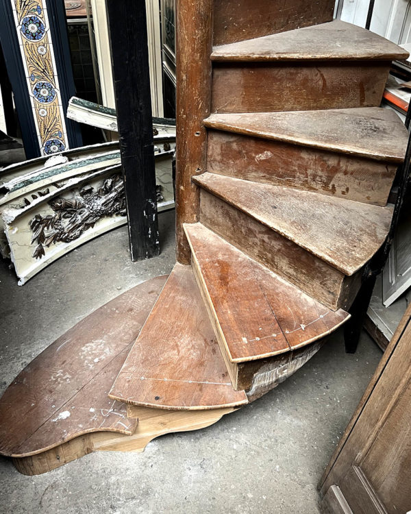 IMG_1150 | Matériaux Authentiques escalier colimaçon