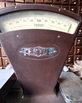 Balance Testut ancienne front