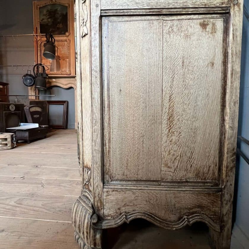 Louis XV style oak sideboard side down