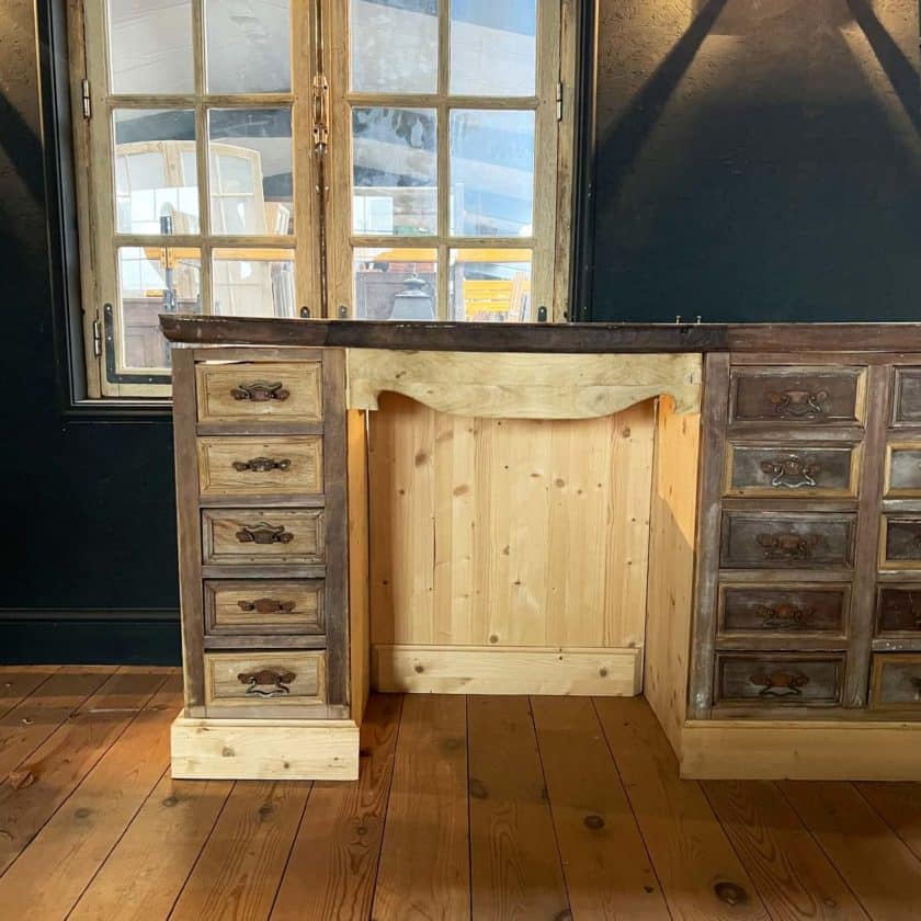 Barber side cabinet