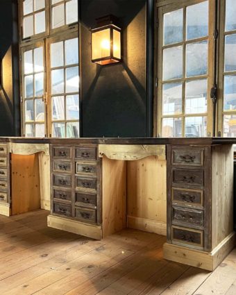 Meuble de barbier