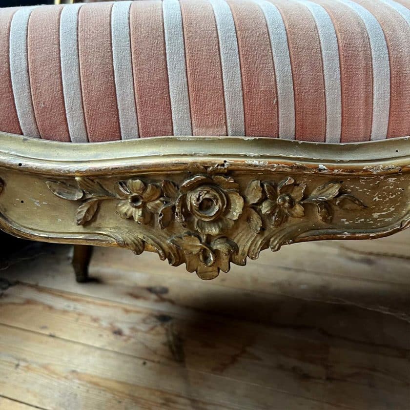 Old Louis XV style bench zoom