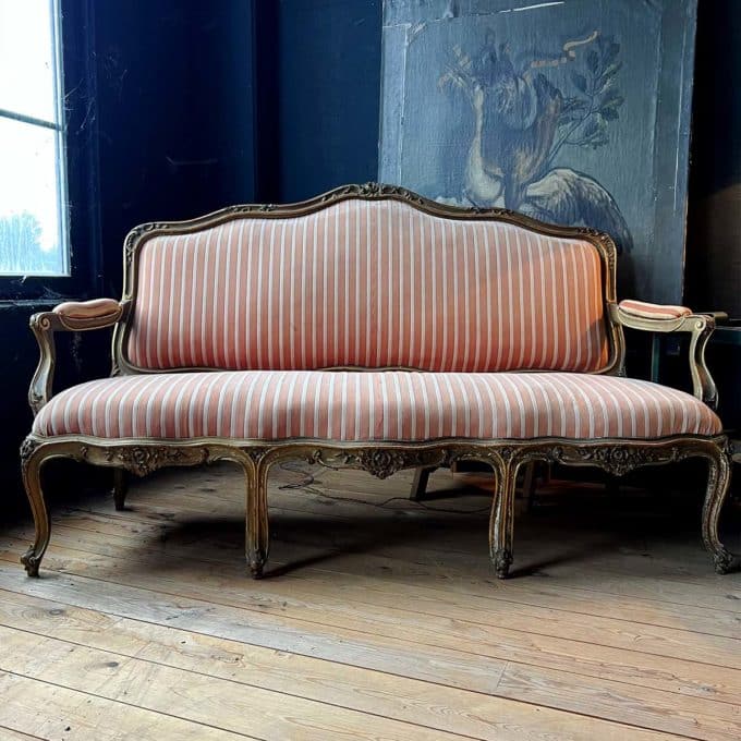 Ancienne banquette style Louis XV front