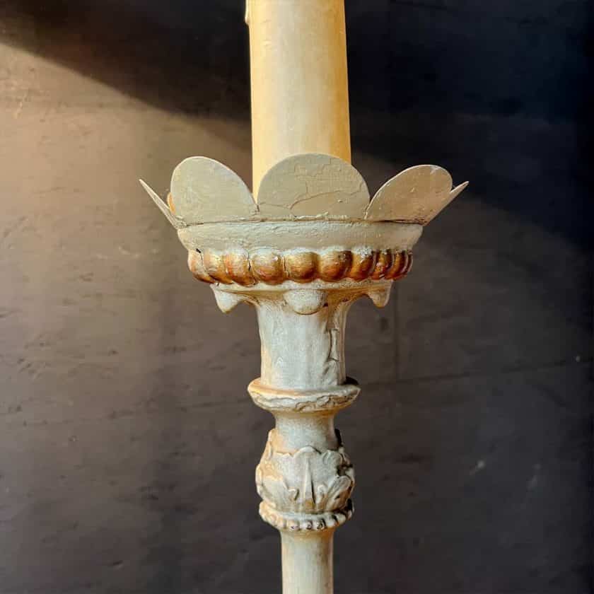 Pair of floor lamps details