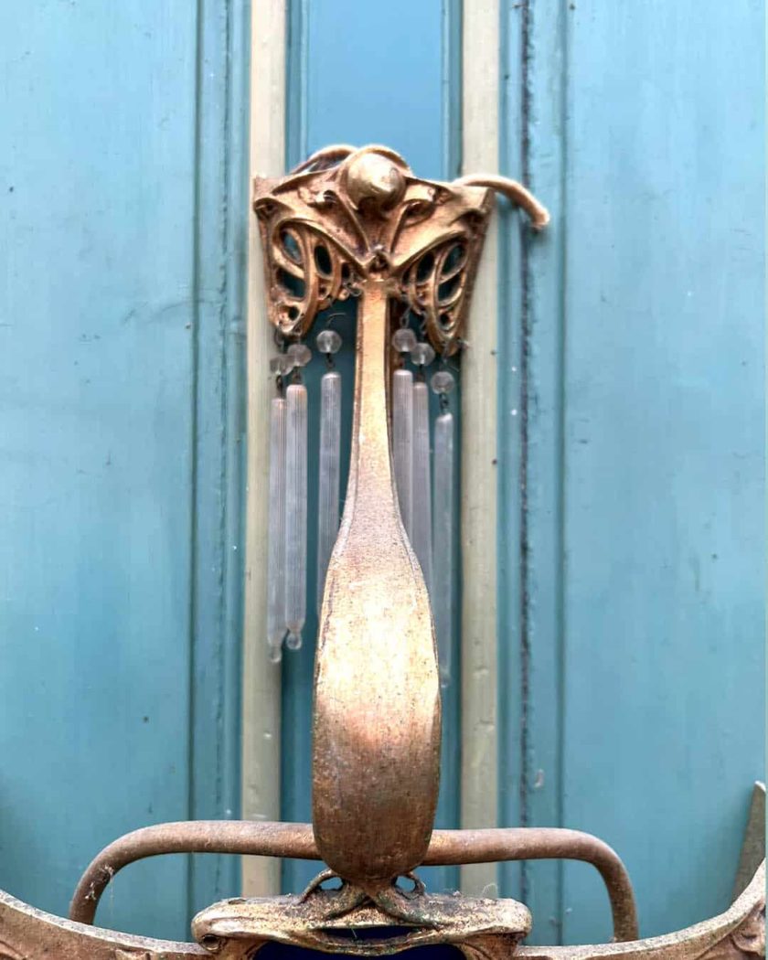 Hector Guimard wall lamp zoom