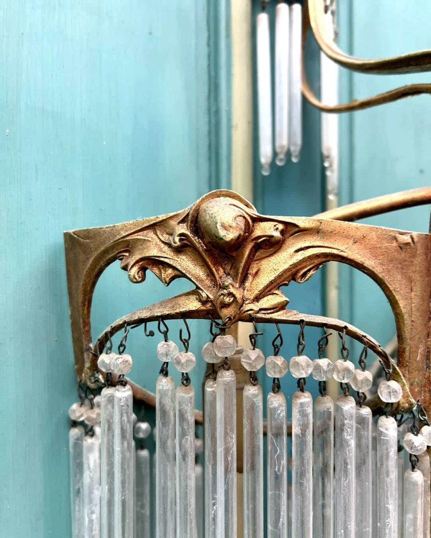 Wall lamp Hector Guimard details