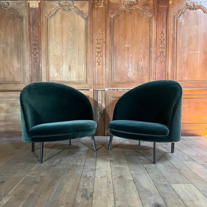 Pair of arflex delfino armchairs