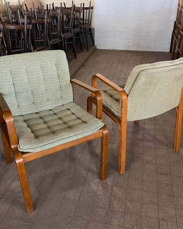 Lot paire de fauteuils vintage